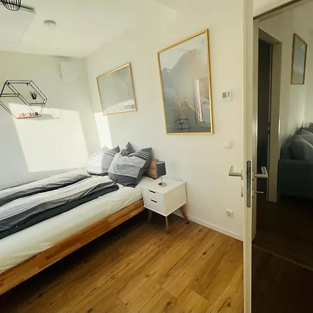 Hot Tub Bei Move2stay Apartment *