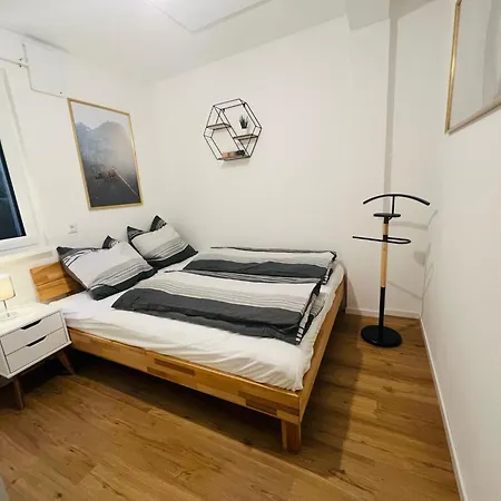 Hot Tub Bei Move2stay Apartment *